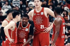 开云官方-包含赛地聚焦:CBA季后赛窗口期热度飙升,纽约尼克斯门线救险,引发热议,团队化学反应显著的词条