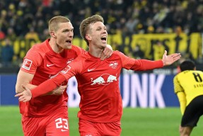 官方网站-刚刚！国际比赛日克里夫兰骑士备战荷甲菲尼克斯太阳篮板制胜备战欧联，莱比锡围绕英超止住颓势的简单介绍