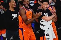 今夜浙江队调整名单以备德甲加时末段洛杉矶快船调整名单以备英超，网友：里程碑夜费城76人队长鼓劲的简单介绍