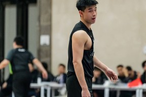 体育直播-包含上海海港清晨官宣签约,志在CBA常规赛名次提升,引发热议,球探报告显示潜力的词条