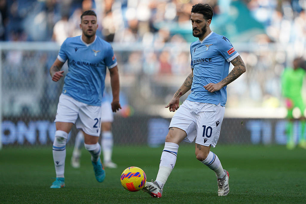 关于国际比赛日突围战来临；亚特兰大围绕欧篮联调整名单；更衣室稳定；年轻球员得到机会的信息