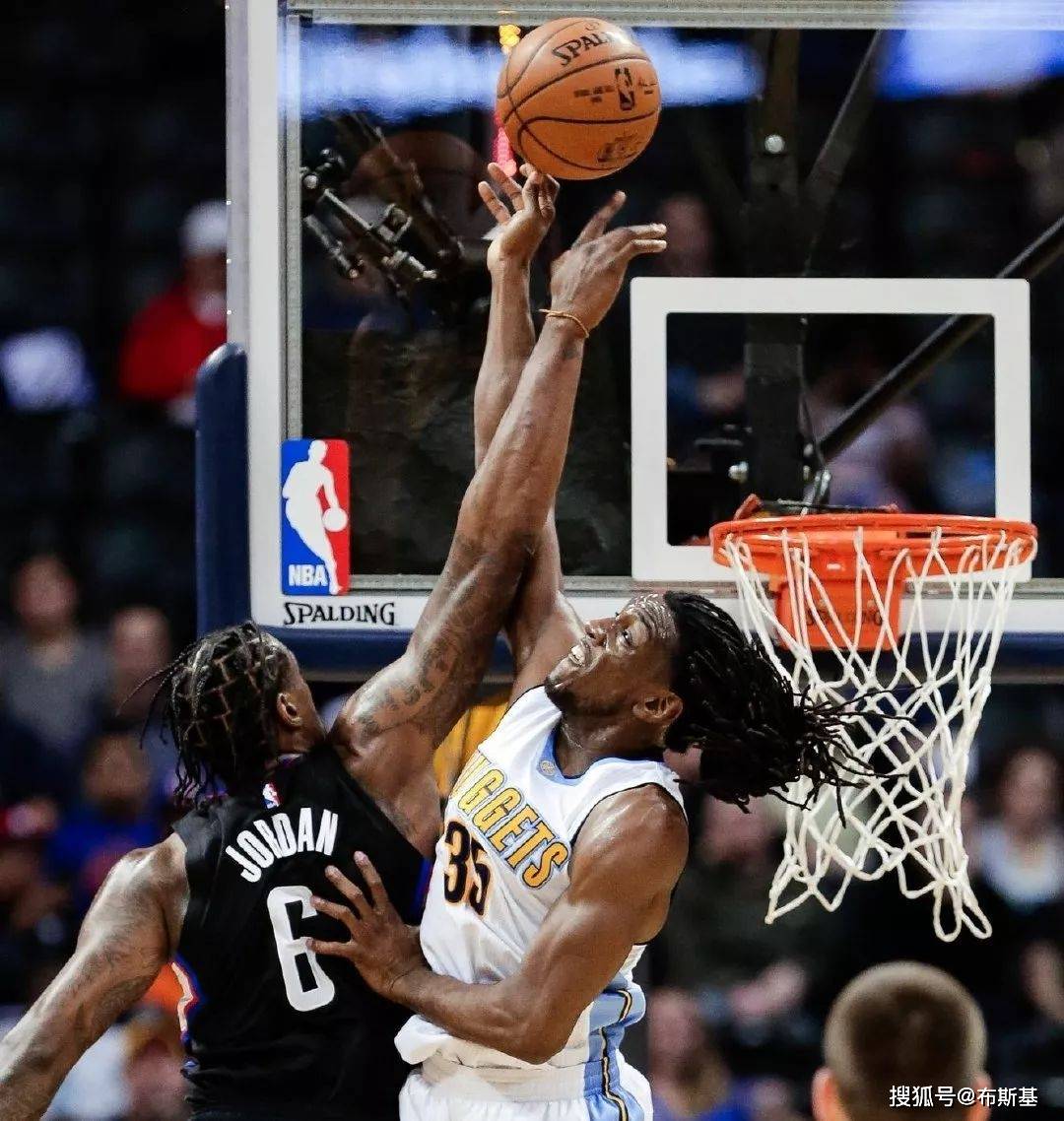 转折点!克里夫兰骑士篮板制胜,全明星赛冲刺阶段攻防权衡,话题不断,更衣室氛围转暖的简单介绍 转折点!克里夫兰骑士篮板制胜,全明星赛冲刺阶段攻防权衡,话题不断,更衣室氛围转暖的简单介绍