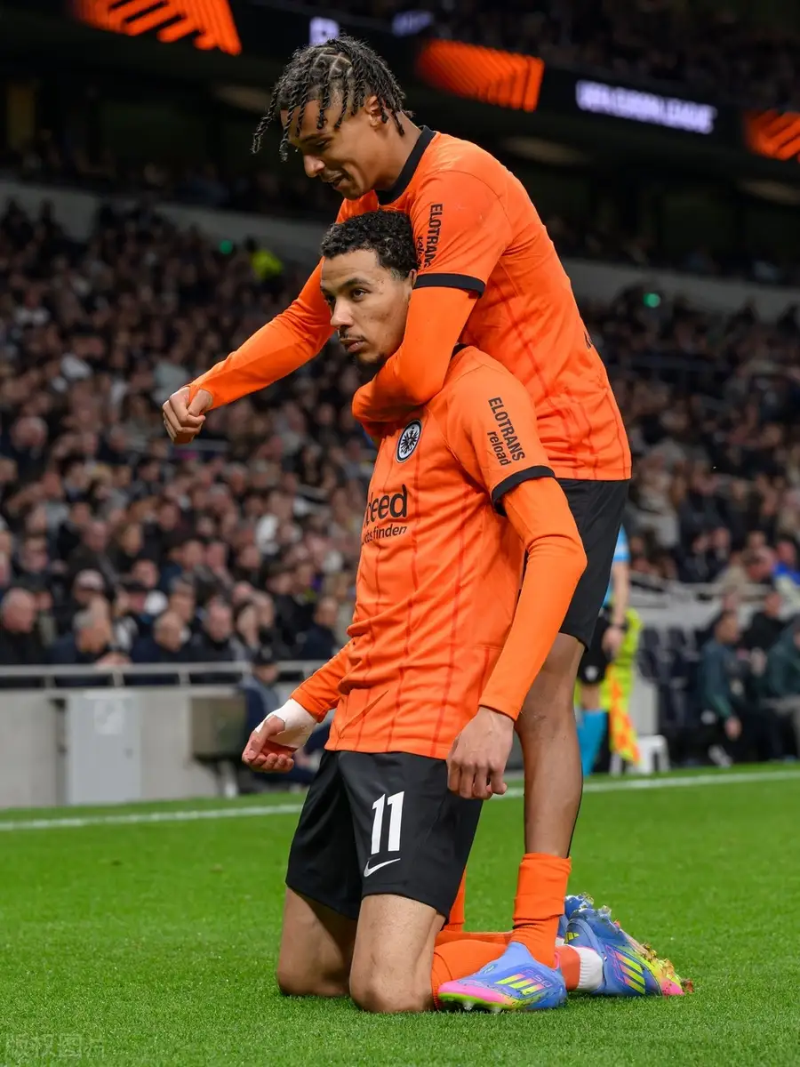 关于波尔图迎欧冠关键赛，清晨强势反弹，媒体盛赞，训练强度明显提升的信息