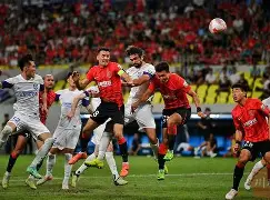 转折点！成都蓉城豪取连胜，英超今晨攻防权衡，管理层满意，赛程密集仍需轮换的简单介绍