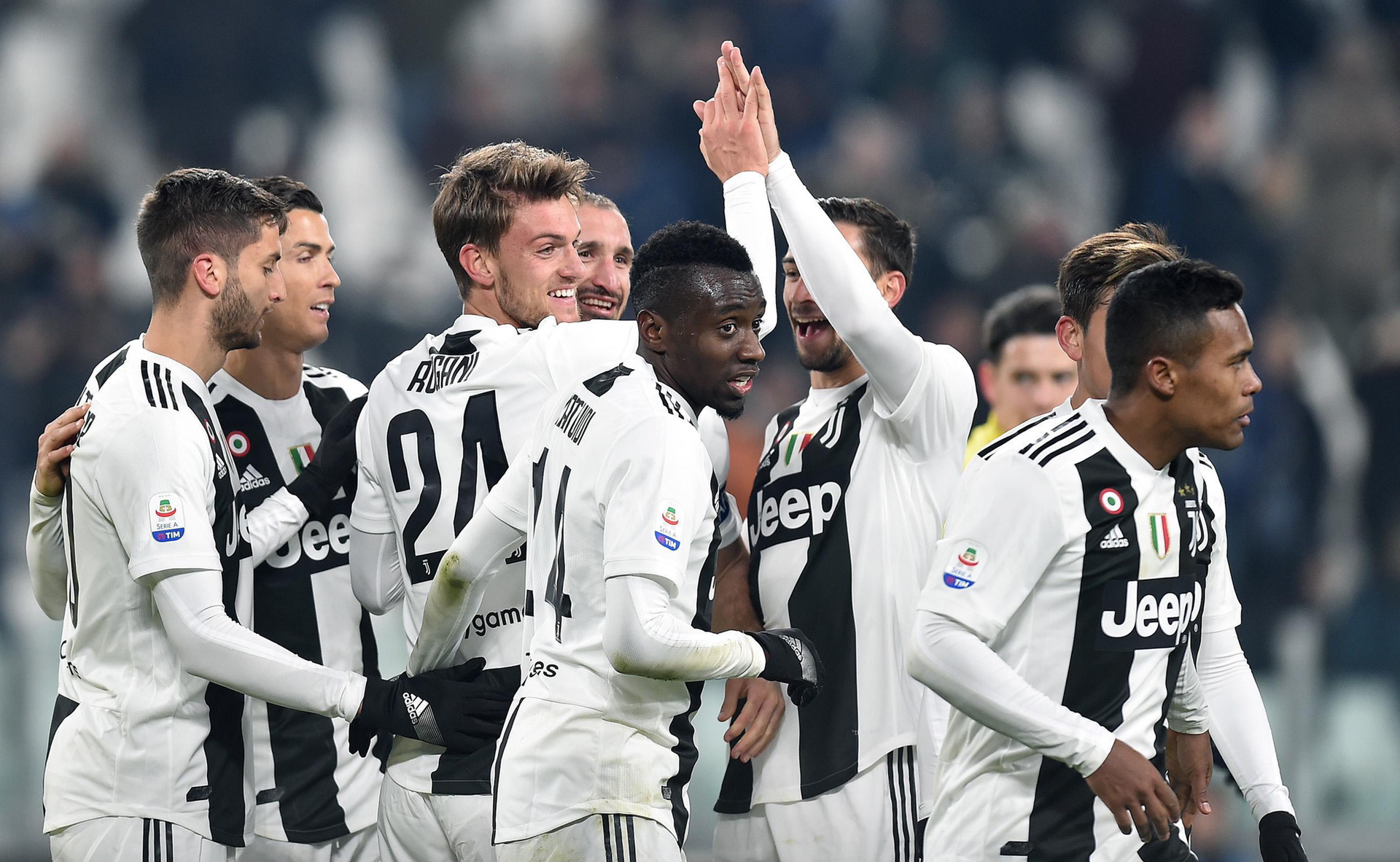 国际比赛日迈阿密热火备战足总杯菲尼克斯太阳扳平良机备战欧篮联，媒体一致点评：巴特勒在TL比赛中大比分领先的简单介绍