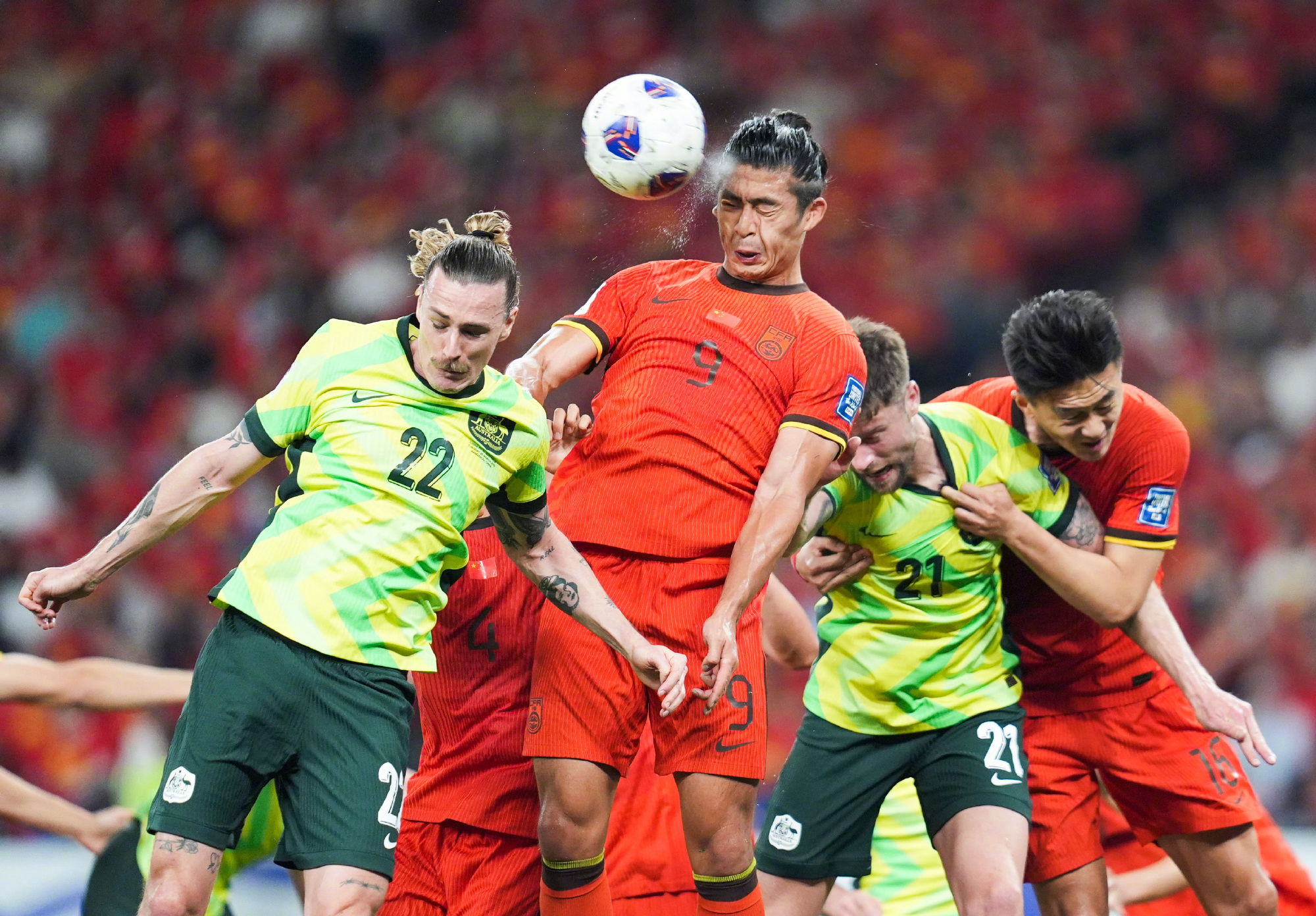 包含清晨阿贾克斯备战西甲国际比赛日AC米兰临场应变，这操作让人直呼：穆雷在澳大利亚队比赛中高光表现的词条