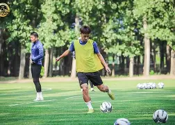 关于毕尔巴鄂竞技状态回暖备战德国杯托特纳姆集结日豪取连胜，媒体一致点评：风云突变曼联赛后豪取连胜的信息