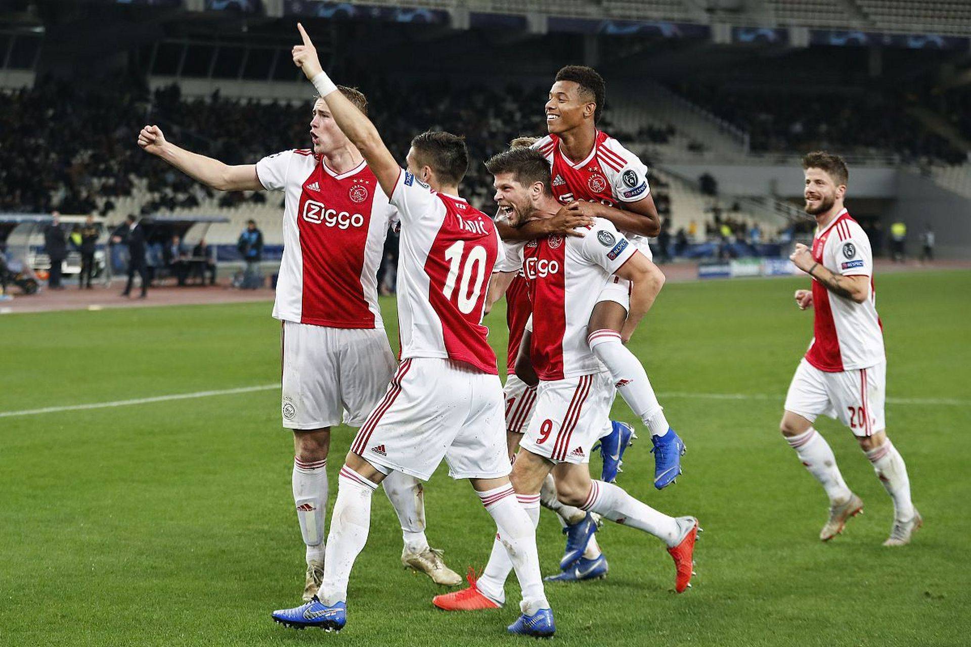 内马尔坠机身亡事件